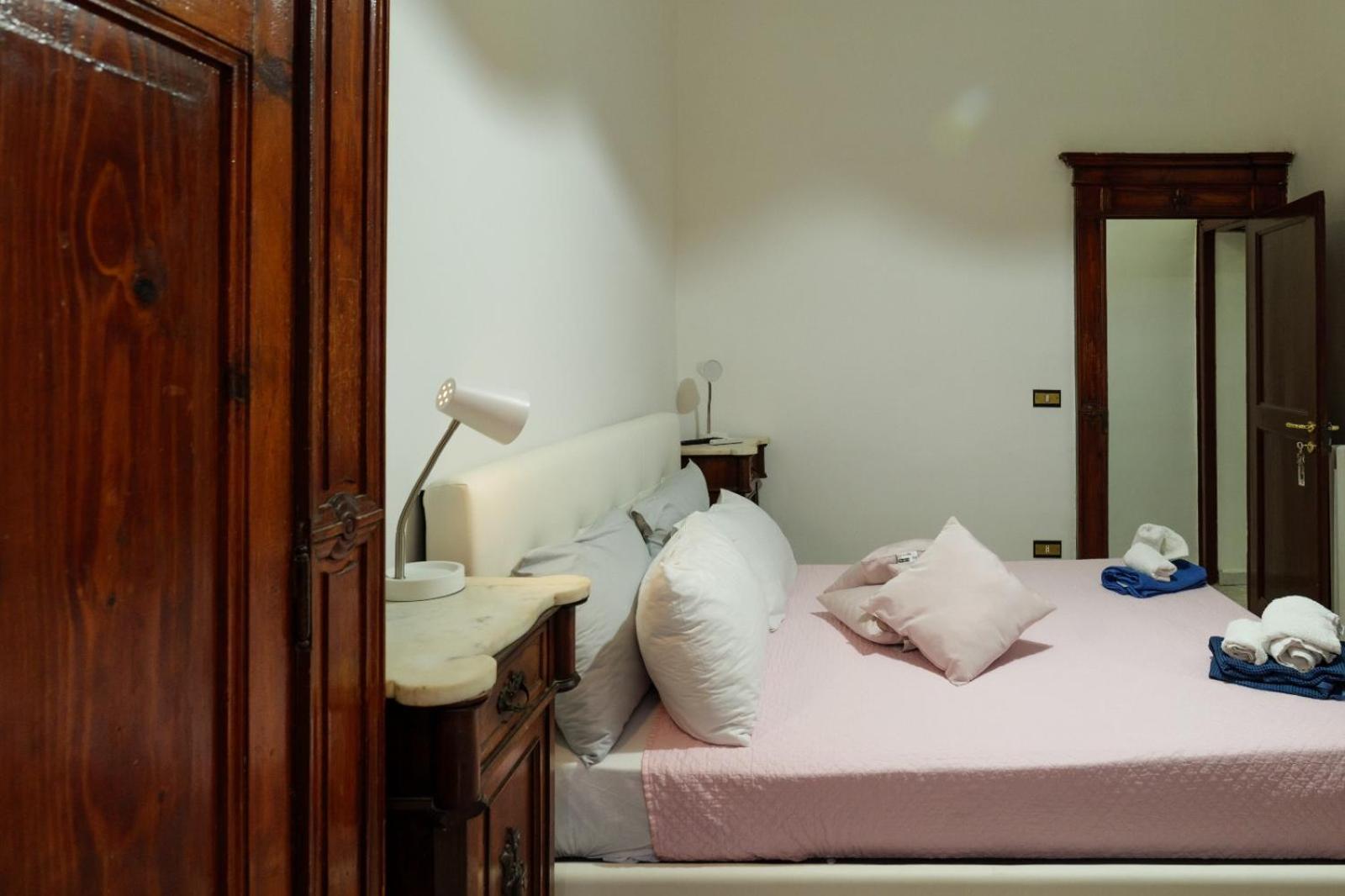Bed and Breakfast La Casa Di Nonna Teresa Nápoles Habitación foto